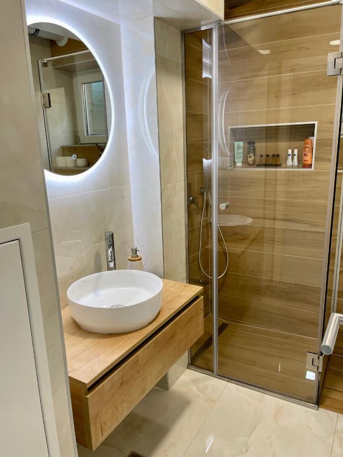 Anet Apartman Visoko Buitenkant foto