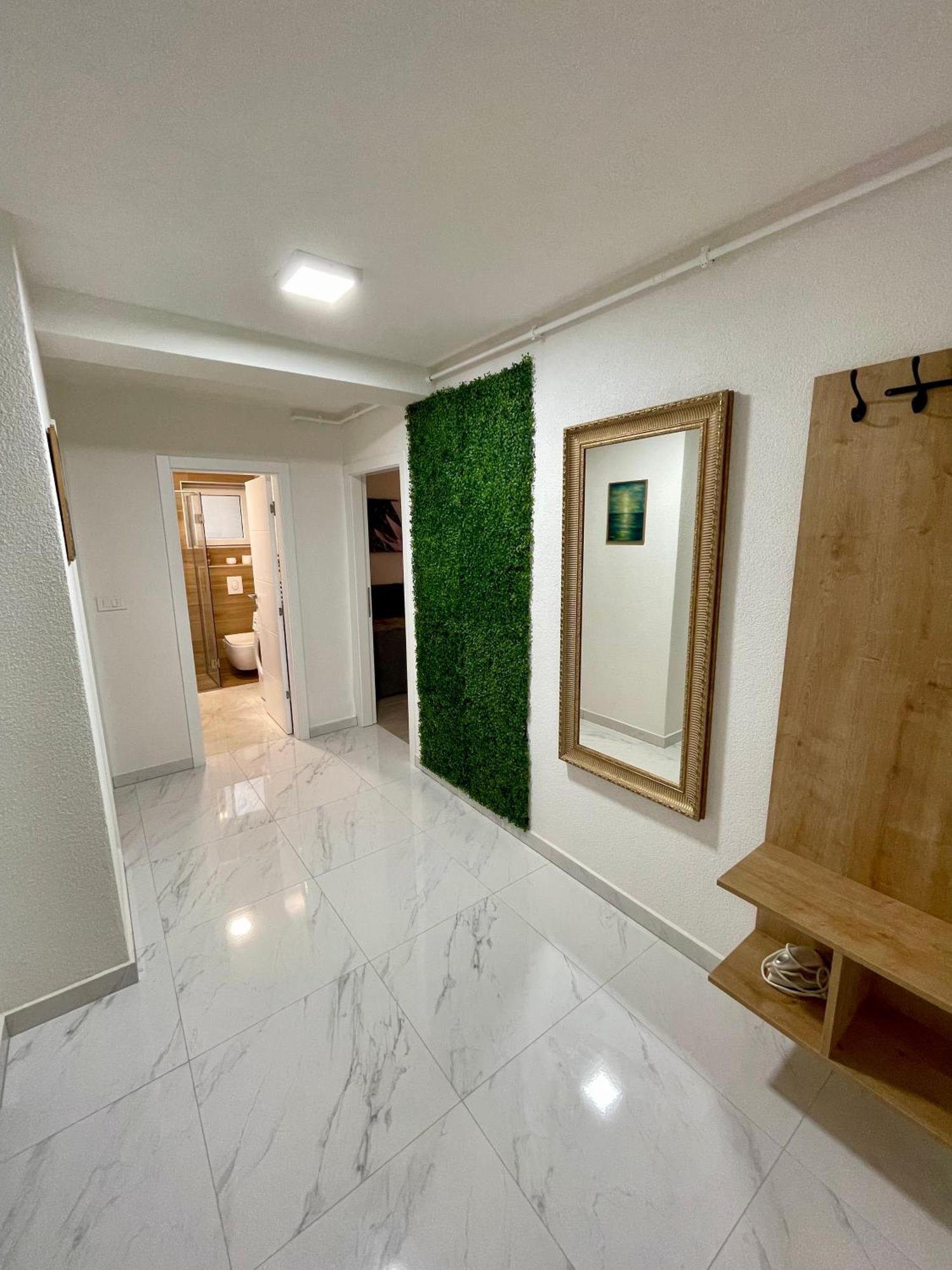 Anet Apartman Visoko Buitenkant foto